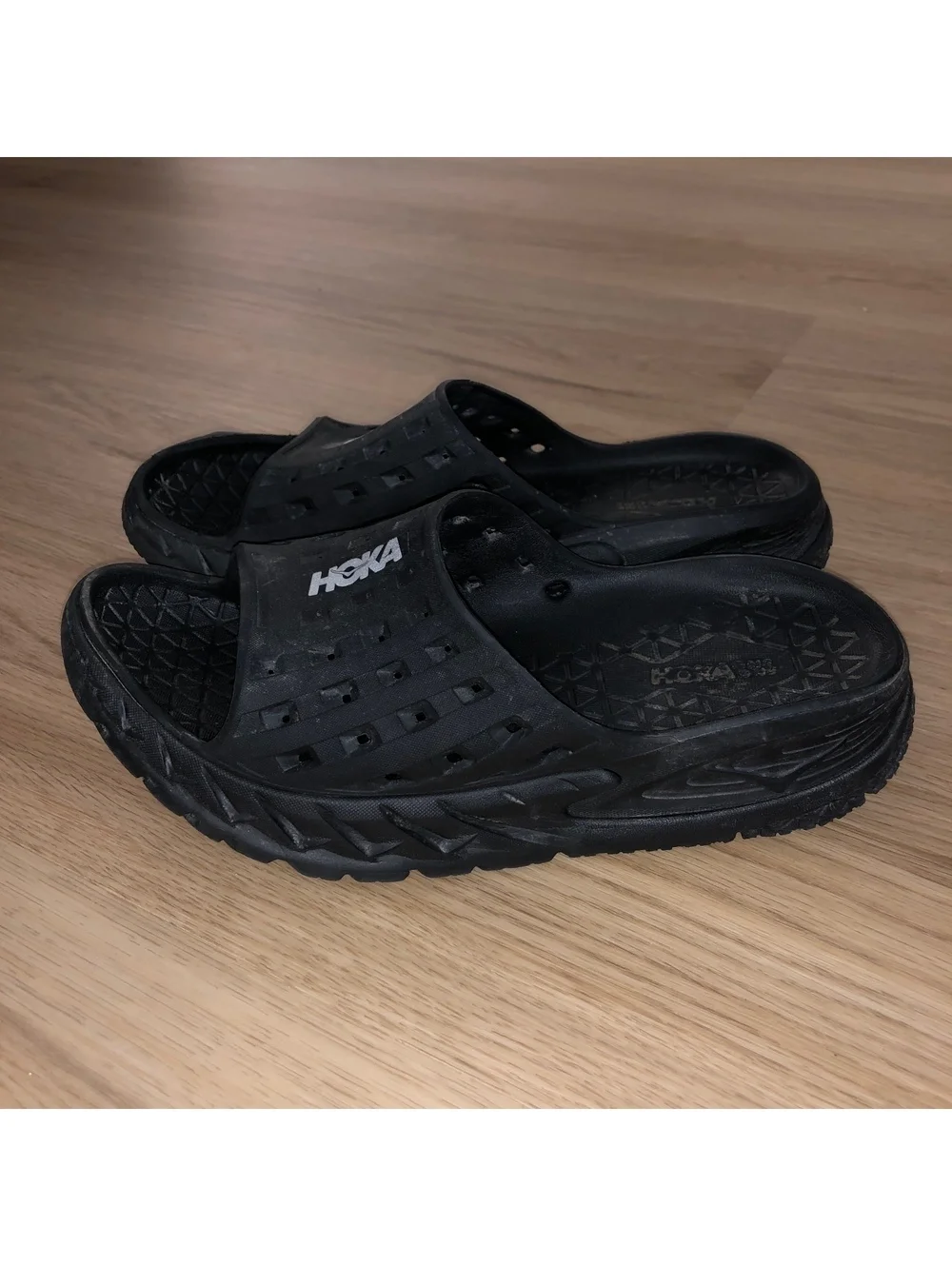 HOKA ONE ONE ORA RECOVERY SLIDES SANDALS BLACK MENS SIZE 9 WOMENS 11 SLIP ON